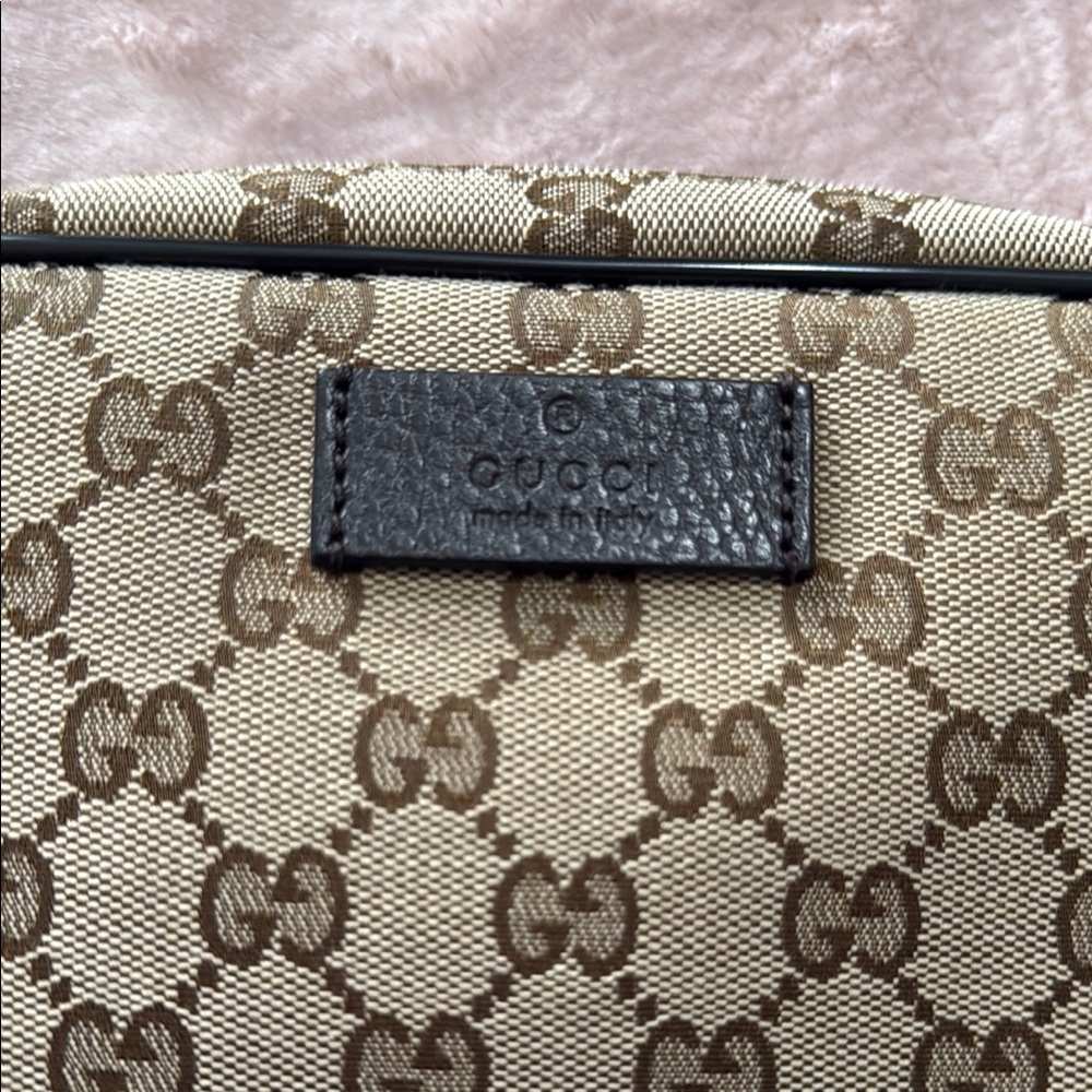 Gucci Brown UNISEX  Belt Bag with Iconic Design - Picture 8 of 9